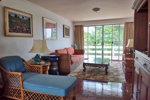 Condo in Sattahip, Thailand, 4 bedrooms  № 37195 - photo 3