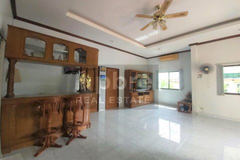 House in Bang Lamung, Thailand 2 bedrooms № 37941 - photo 7