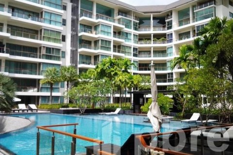 Condo in Bang Lamung, Thailand, 2 bedrooms  № 38860 - photo 1