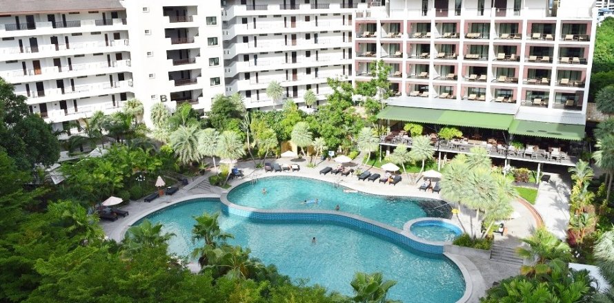 Condo in Pattaya, Thailand, 2 bedrooms in Wongamat Privacy  № 39354