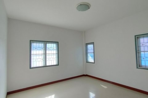 House in Bang Lamung, Thailand 3 bedrooms № 37969 - photo 11