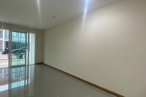 House in Bang Lamung, Thailand 3 bedrooms № 37779 - photo 5