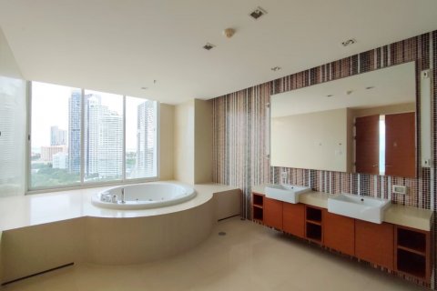 Condo in Bang Lamung, Thailand, 4 bedrooms  № 38391 - photo 21