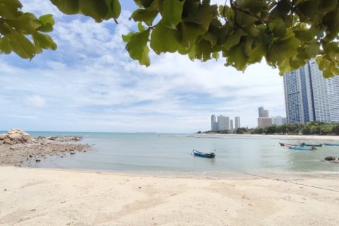 Condo in Bang Lamung, Thailand, 1 bedroom  № 38388 - photo 2