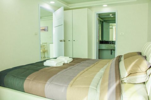 Condo in Bang Lamung, Thailand, 2 bedrooms  № 37710 - photo 4