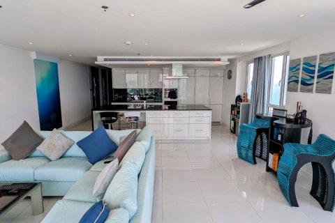 Condo in Bang Lamung, Thailand, 3 bedrooms  № 38007 - photo 3