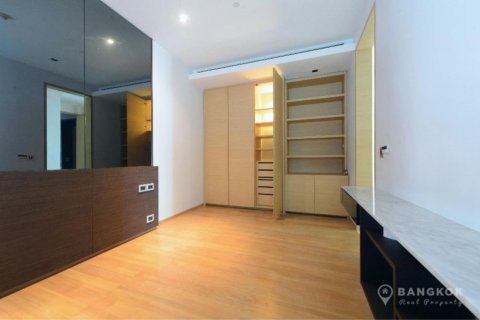 Condo in Bangkok, Thailand, 2 bedrooms  № 36955 - photo 10