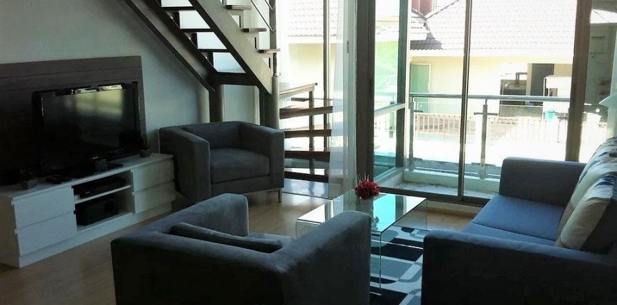 Condo in Bang Lamung, Thailand, 2 bedrooms  № 38284