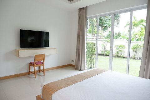 House in Bang Lamung, Thailand 3 bedrooms № 38482 - photo 17