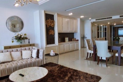 Condo in Sattahip, Thailand, 3 bedrooms  № 37516 - photo 3