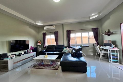 House in Bang Lamung, Thailand 2 bedrooms № 37689 - photo 3