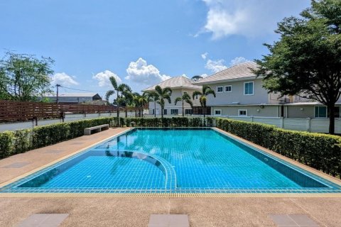 House in Ban Chang, Thailand 3 bedrooms № 37912 - photo 27