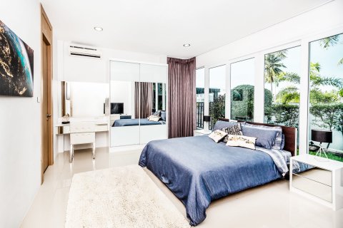 House in Sattahip, Thailand 3 bedrooms № 38434 - photo 23