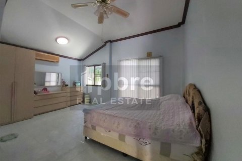 House in Bang Lamung, Thailand 2 bedrooms № 37941 - photo 19