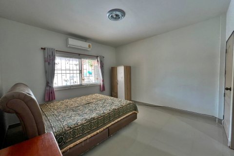 House in Bang Lamung, Thailand 2 bedrooms № 37813 - photo 6