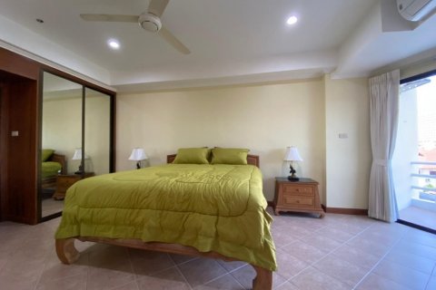 Condo in Bang Lamung, Thailand, 2 bedrooms  № 37760 - photo 11