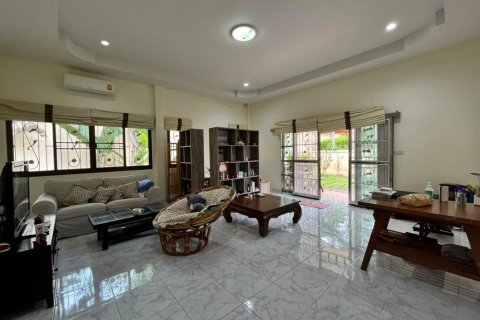 House in Bang Lamung, Thailand 2 bedrooms № 37231 - photo 3