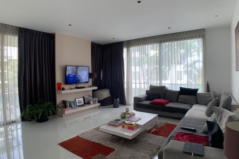 Condo in Bang Lamung, Thailand, 3 bedrooms  № 37805 - photo 6