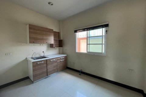 House in Bang Lamung, Thailand 2 bedrooms № 38253 - photo 8