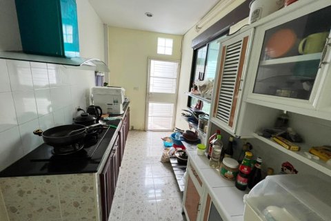 House in Bang Lamung, Thailand 3 bedrooms № 37819 - photo 6