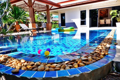 House in Bang Lamung, Thailand 3 bedrooms № 37786 - photo 1