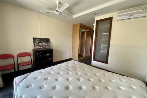 Condo in Bang Lamung, Thailand, 3 bedrooms  № 38058 - photo 19