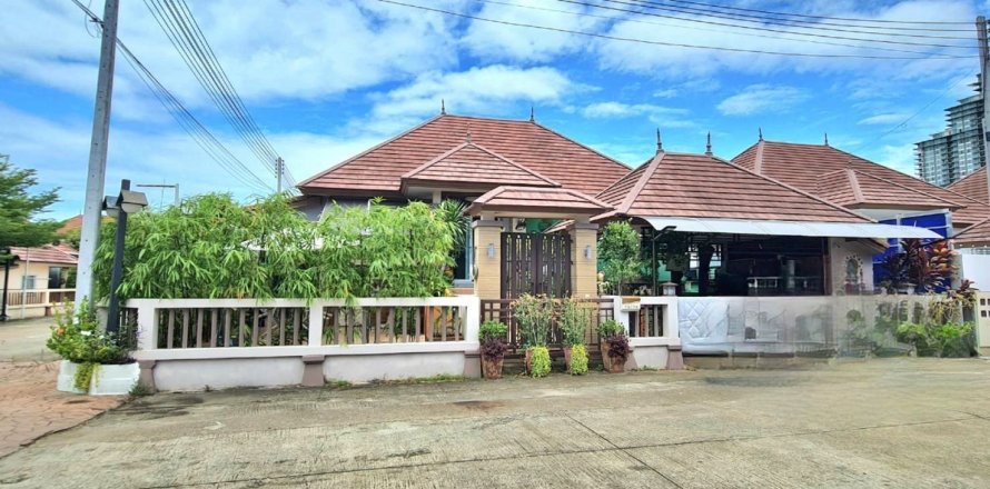 House in Sattahip, Thailand 3 bedrooms № 37213