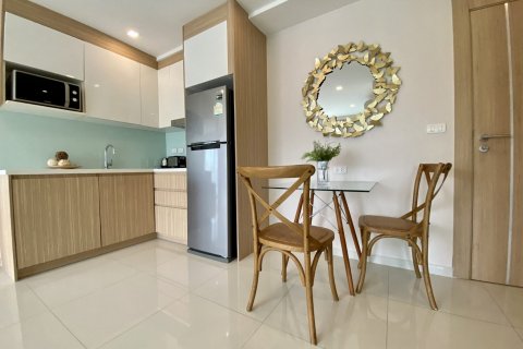 Condo in Bang Lamung, Thailand, 2 bedrooms  № 38073 - photo 2