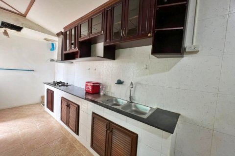 House in Bang Lamung, Thailand 2 bedrooms № 37813 - photo 13