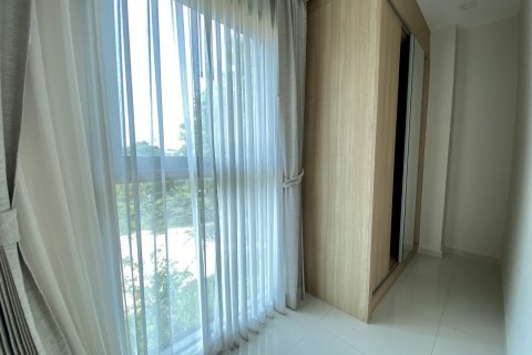 Condo in Bang Lamung, Thailand, 2 bedrooms  № 38072 - photo 12