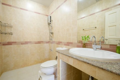 House in Bang Lamung, Thailand 2 bedrooms № 37720 - photo 12