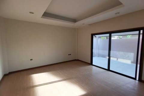 House in Bang Lamung, Thailand 3 bedrooms № 38294 - photo 10