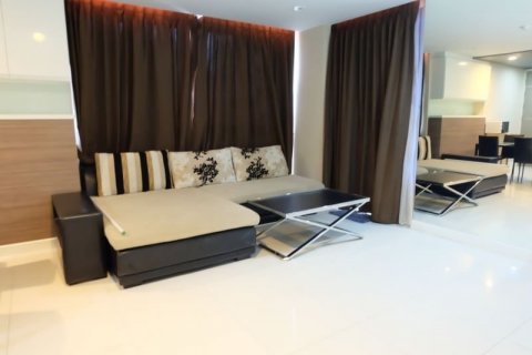 Condo in Pattaya, Thailand, 3 bedrooms  № 37072 - photo 4