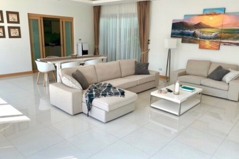 House in Bang Lamung, Thailand 3 bedrooms № 38760 - photo 4