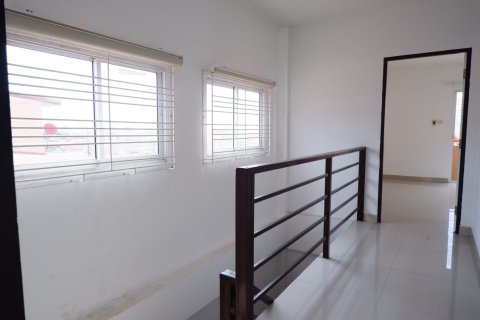 House in Bang Lamung, Thailand 4 bedrooms № 37940 - photo 13