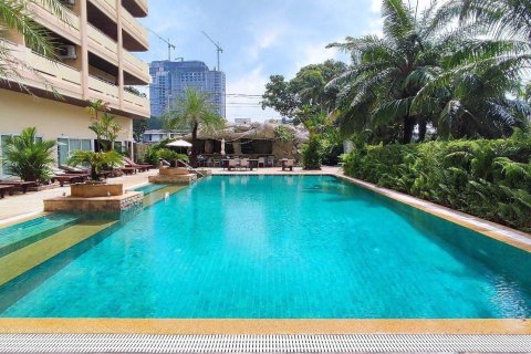 Condo in Bang Lamung, Thailand, 1 bedroom  № 38427 - photo 2