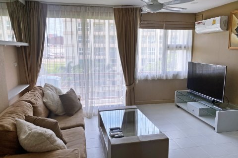 Condo in Bang Lamung, Thailand, 1 bedroom  № 37540 - photo 2