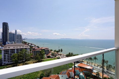 Off-plan Cetus Beachfront in Pattaya, Thailand № 28559 - photo 1