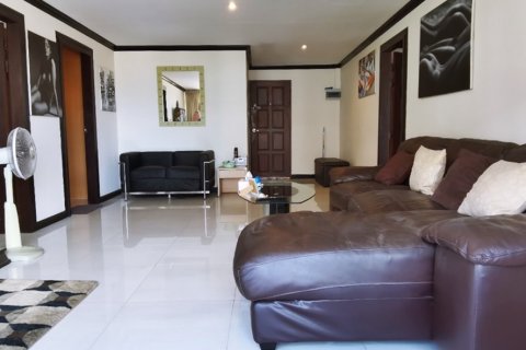 Condo in Bang Lamung, Thailand, 2 bedrooms  № 37713 - photo 4