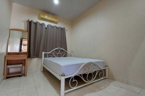 House in Bang Lamung, Thailand 2 bedrooms № 38545 - photo 6