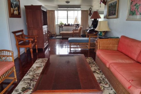 Condo in Sattahip, Thailand, 4 bedrooms  № 37195 - photo 6