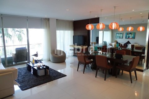 Condo in Bang Lamung, Thailand, 2 bedrooms  № 37806 - photo 3