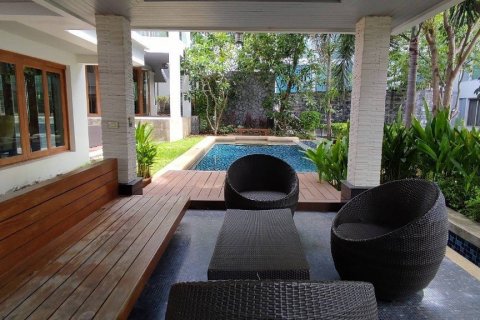 House in Bang Lamung, Thailand 5 bedrooms № 38665 - photo 4