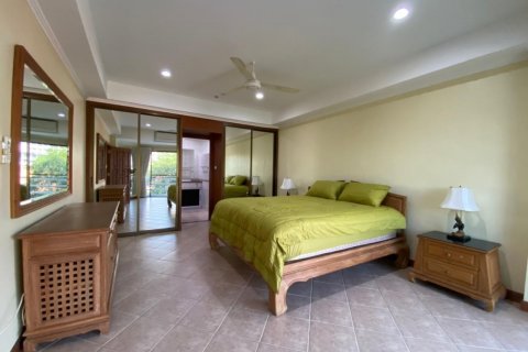 Condo in Bang Lamung, Thailand, 2 bedrooms  № 37760 - photo 12