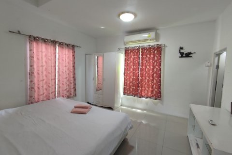 House in Bang Lamung, Thailand 7 bedrooms № 37570 - photo 7