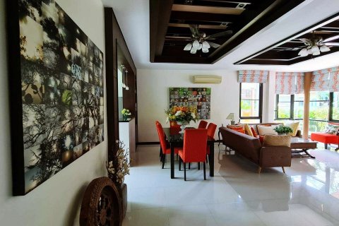 House in Bang Lamung, Thailand 4 bedrooms № 37809 - photo 6