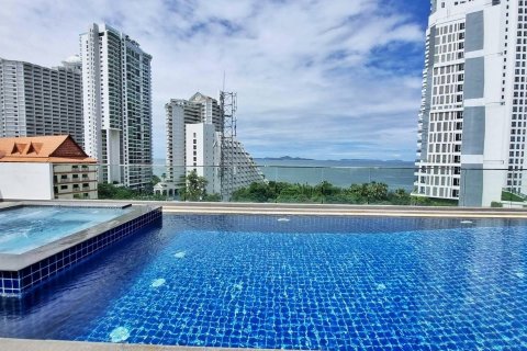 Condo in Bang Lamung, Thailand, 2 bedrooms  № 37263 - photo 1