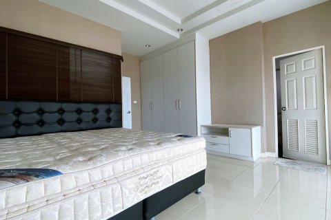 House in Bang Lamung, Thailand 3 bedrooms № 37699 - photo 7