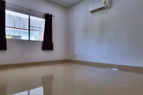 House in Bang Lamung, Thailand 3 bedrooms № 37186 - photo 5