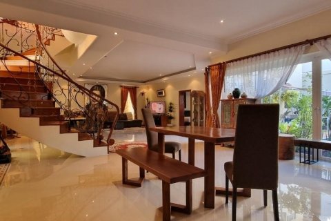 House in Bang Lamung, Thailand 3 bedrooms № 37217 - photo 3